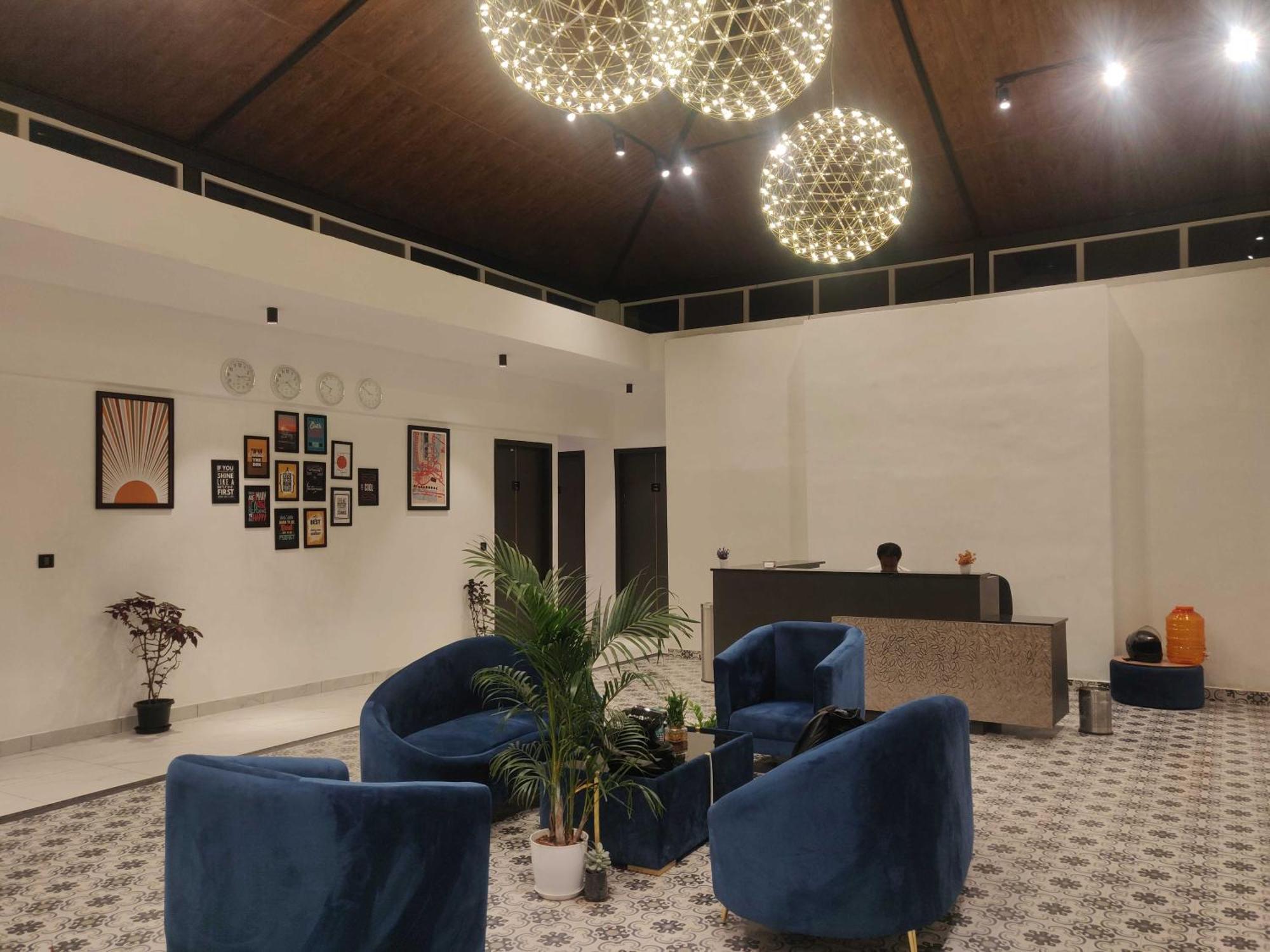 Super Townhouse Shivamogga Formerly Karthik Bhavan Экстерьер фото