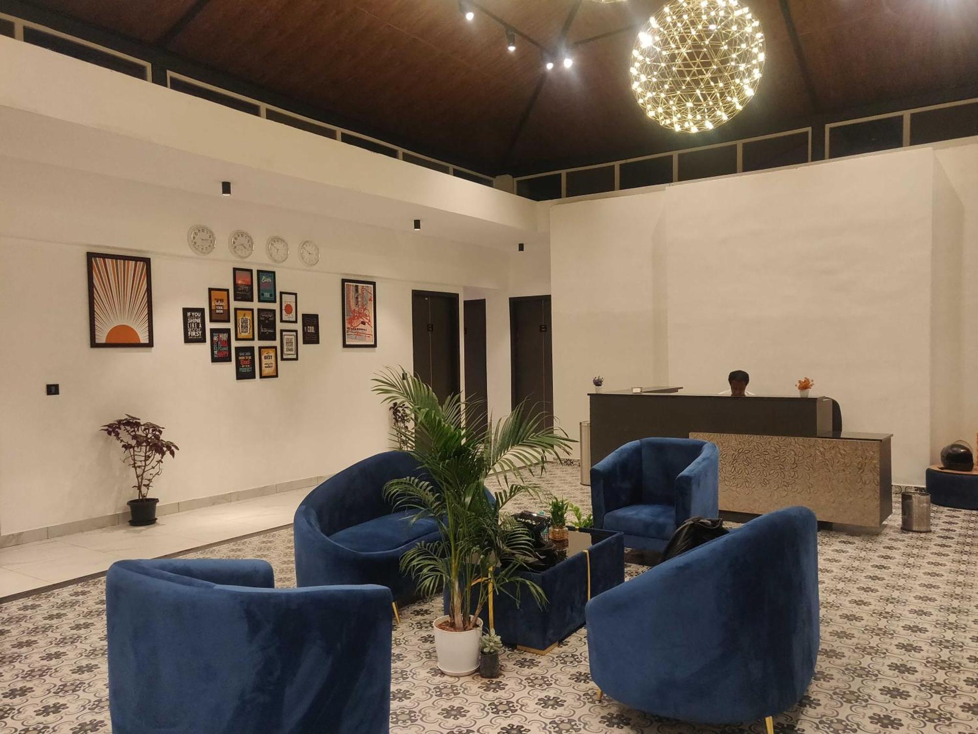 Super Townhouse Shivamogga Formerly Karthik Bhavan Экстерьер фото